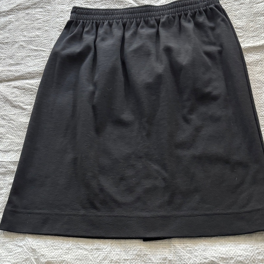 Weekenders Elegant Black A-Line Skirt